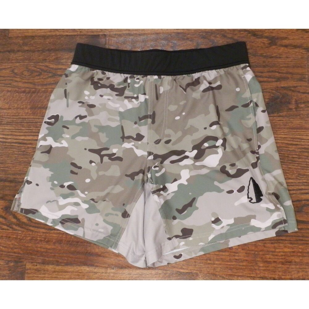 Tachuntfish Camouflage Shorts Mens Size Small